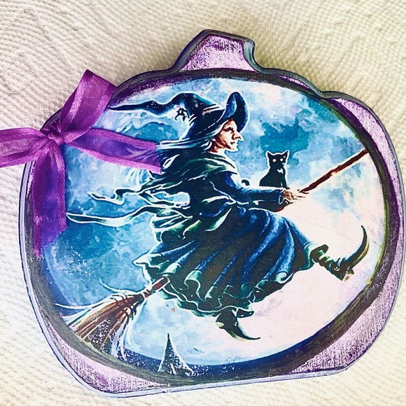 Fall Decor - Picture 2 of 4